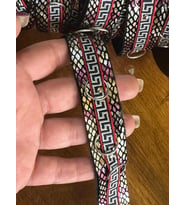VARATKLI RENKLİ ÇELİK HALKALI ŞERİT DİKİŞ GİYİM AKSESUARI EN 3 CM (1 METRE )