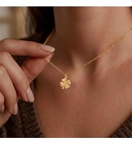 Kişiye Özel 925 Ayar Gümüş Minimalist Yonca Kolye (Gold)