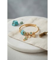 Mavi Kedi Model Gold Renk Charmlı Bileklik