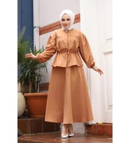 Bronş Detaylı Tesettür Camel Takım 