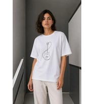 Minimal Gitar Baskılı Tişört T-Shirt Yazlık Kısa Kol Bisiklet Yaka T-Shirt - Beyaz