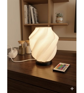 RGB Kumandalı 3D Tasarım Modern Masa Lambası - 16 Renk Seçenekli Dekoratif Gece Lambası