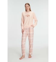 Kadın Somon Uzun Kollu Yazı Detaylı Alt Kısmı Kalpli Ekose Desenli Pijama Takımı (Renksiz)