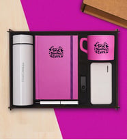Öğretmene Hediye Premium Hediye Seti & Dereceli Termos, Powerbank, USB Bellek, Defter, Kalem, Kupa Bardak