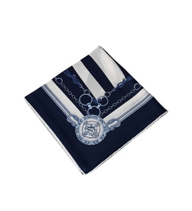 VESİ Eşarp Zincir Desenli Sport Twill Eşarp 120x120 cm (Lacivert-Beyaz)