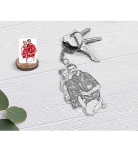 BK Gift Kişiye Özel Tam Boy Karakalem Baba ve Kız Şeffaf Pleksi Anahtarlık-1 (Beyaz)