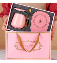 Elektrikli Kahve Isıtıcılı Şık Kahve Fincanı Seti – Karıştırıcı Kaşık ve Isıtma Tabağı Hediyelik Set (Pembe)