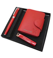 Signator D252 Kişiye Özel Set - Kırmızı Deri Cüzdan Kartlık + Çakmak + Kalem Seti  İsme Özel Hediyelik Set (Karışık)