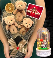 Kişiye Özel Fotoğraflı Kahve Peluş Ayıcık Buketi ve Led Işıklı Fanus - Premium Hediye Seti (Model 7)