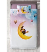 MEKTA HOME BEBEK VE ÇOCUK ODASI Ay ve Cadı Desenli Yatak Örtüsü