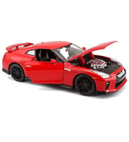 Bburago 1:24 Nissan GT-R 2017 Model Araba