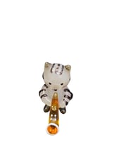 El Yapımı Cam Sarı Saksafon Çalan Siyah Çizgili Kedi Biblo Minik Cam 4x4x3cm SKSKED