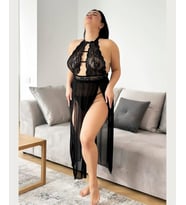 Intive Büyük Beden Battal Derin V Yaka Kesim Dantelli Tül Yan Yırtmaçlı Gecelik (STD)