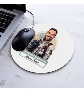 Kişiye Özel Hediye Karikatürlü En Başarılı Erkek Kameraman Mousepad