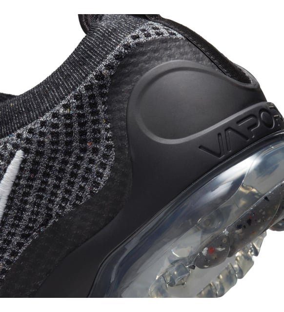 Nike Air Vapormax 2021 Flyknit DC9394-001 Erkek Spor Ayakkabı