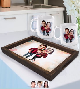 BK Gift Kişiye Özel Aile Karikatürlü Doğal Ahşap Tepsi ve 2’li Kupa Bardak Seti-2
