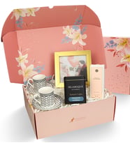 Yves Rocher Parfüm & Gold Çerçeve & Türk Kahvesi & Porselen Fincan Hediye Seti
