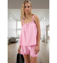 Kadın Pamuklu Pijama Takımı İnce Askılı Şortlu Regular Kalıp Yazlık Günlük Kullanım İçin Şık Görünüm (Pembe)