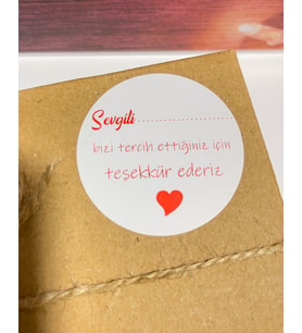 Sevgili Yazılı Noktalı Yuvarlak Yapışkanlı Etiket 4x4 cm 120 Adet