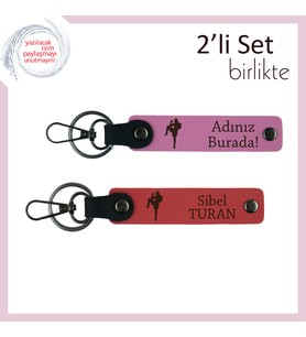 Kız Sevgiliye Dövüş Sporları Temalı Şık Armağan, Yazı Eklenebilir Deri Anahtarlık, Pembe-Nar Çiçeği
