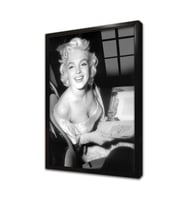 Siyah Beyaz Marilyn Monroe Çerçeveli Cam Tablo