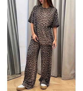 Kadın Kısa Kollu Bisiklet Yaka Iki Iplik Leopar Desenli Bluz Ve Pantolon Ikili Takım