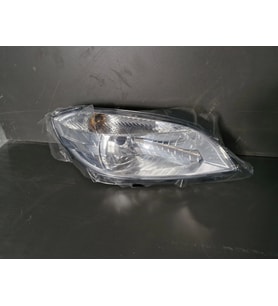SKODA FABİA SAĞ ÖN FAR SIFIR 2011 2012 2013 2014 2015