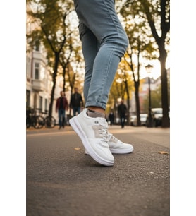 Enoch Erkek Beyaz Günlük Spor Ayakkabı Kalın Tabanlı Sneaker Süet Detaylı ve Parçalı Tasarım