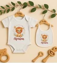 Pia Baby Premium %100 Pamuk İsme Özel Organik Baskılı Çıtçıtlı Bebek Body Ve Önlük 5003-20 (Ekru)