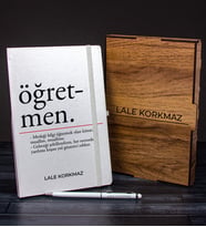 eJOYA Öğretmenlere Özel Ahşap Kutuda Defter Kalem Hediye Seti 110588 (Beyaz)