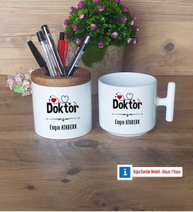 Doktor Kalemlik, Kupa Bardak T Kişiye Özel Hediye Tıp Bayramı Hediyesi Doktora Hediye (Model 1)