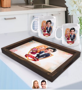 BK Gift Kişiye Özel İsimli Sevgililer Karikatürlü Doğal Ahşap Tepsi ve 2’li Kupa Bardak Seti-94