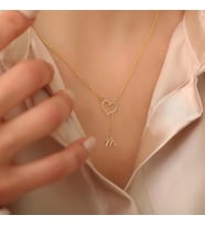Kişiye Özel Minimalist Kalp Sallantılı Harf Kolye 925K Gümüş (Gold)