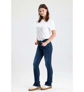 #KadınJean Orta Koyulukta Indigo Denim Boot Fit Kesim Monica24 Rahat Kadın Jean Pantolon