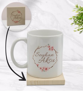 BK Gift Kişiye Özel Çiçek Tasarımlı Beyaz Kupa Bardak ve Ahşap Bardak Altlığı Hediye Seti - Model 5