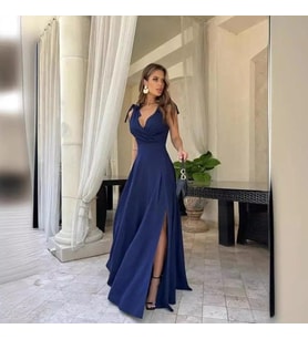 Kadın Askılı Omuzdan Bağlamalı Kruvaze Yakalı Uzun Yırtmaçlı Janjan Krep Elbise