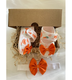 HOŞGELDİN BEBEK , YENİDOĞAN HEDİYELİK , KIZ BEBEK HEDİYE KUTUSU, BANDANALI BEBEK PATİK , HASTANE ODASI , BABY SHOWER