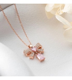 Vaoov 925 Ayar Gümüş Pembe Baget Taşlı Kalpli Kurdele Kolye (Rose)