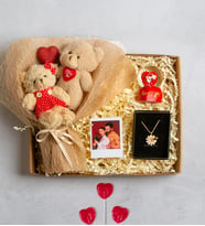 Sevgililer Gününe Özel Hediye Seti- İkili Peluş Anahtarlık Ayıcık Buketi-Love Temalı Mini Kar Küresi-  Kolye- Kişiye Özel Polaroid Fotoğraf