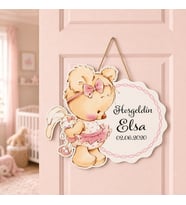 Gifties Tavşancık Tutan Minik Ayıcık Temalı Kişiye Özel Kapı Süsü