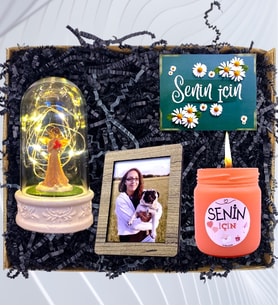Kişiye Özel Fotoğraflı Set & Işıklı Şans Melekli Fanus & Kokulu Turuncu Mum