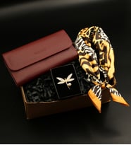 Leopar Desenli Fular& Bordo Kadın Cüzdanı& Gold Renk Yusufcuk Model Broş Hediye Seti