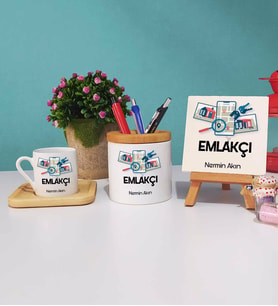 Emlakçı Tasarımlı Kişiye Özel Hediye Emlakçı Ahşap Altlıklı Türk Kahvesi Fincanı Kalemlik Dekoratif Taş Baskı Hediye Seti