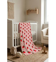 Çilek Desenli Soft Touch Termal Bebek Battaniyesi CBT0008 (Çok Renkli)