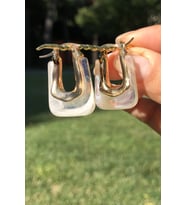 Krem Renk Gold Detaylı Kemik Küpe - Halka Model