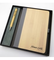 Signator® Codex  N214 Kişiye Özel Defterli Set - İsme Özel Bambu Kalem + İsme Özel Bambu Defter  İsme Özel Kutusunda Hediyelik Set (Karışık)