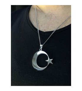 4 Cm Ay Yıldız Türk Bayrağı Sevgiliye Eşe Babaya Arkadaşa Hediye Çelik Kolye