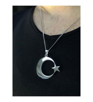 4 Cm Ay Yıldız Türk Bayrağı Sevgiliye Eşe Babaya Arkadaşa Hediye Çelik Kolye