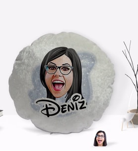 BK Gift Kişiye Özel İsimli Kadın Yüz Karikatürlü Yuvarlak Dekoratif Kırlent Yastık-2