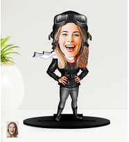Kişiye Özel Pilot Kadın Karikatürlü  Mdf Biblo (Çok Renkli)